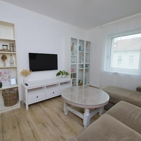 براتسيلافا Central Apartment - Folk District المظهر الخارجي الصورة